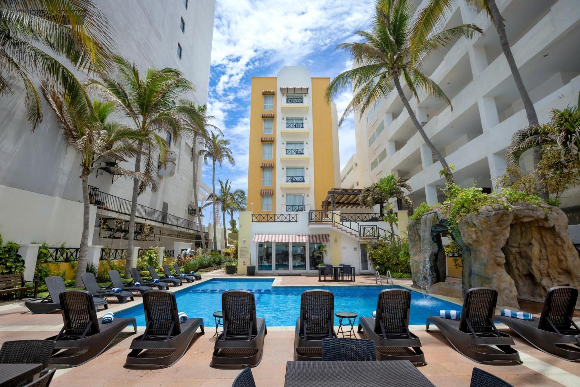 Best Western Hotel Posada Freeman Zona Dorada Mazatlán Eksteriør bilde